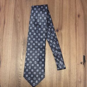 Men’s silk tie